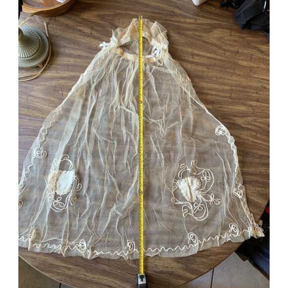 1942 Vintage First Communion Dress, 3 pieces,  Satin, Lace, Veil, Fair Condition - Picture 13 of 16